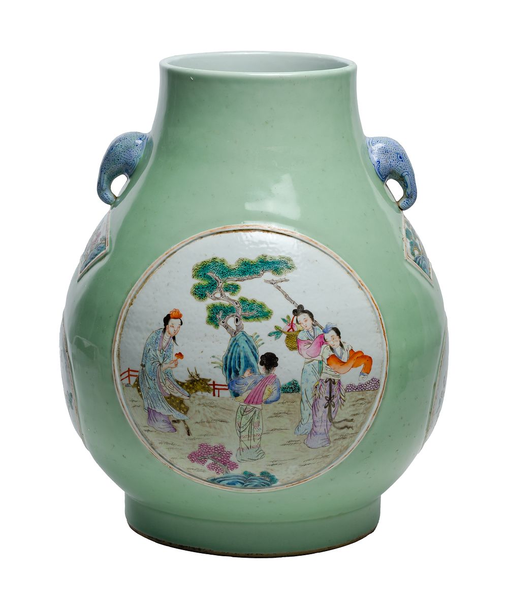 Lot 280: Chinese Porcelain Vase