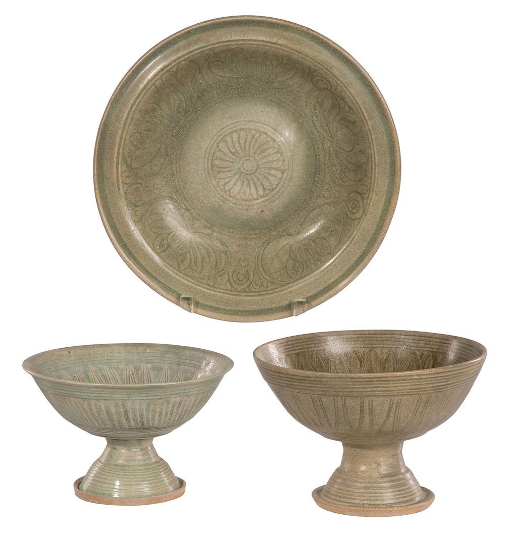 Lot 292: Thai Pottery Assortment