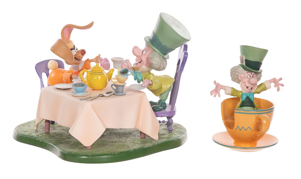 Lot 420: Disney Classics Collection 'Alice in Wonderland' Porcelain Figurines