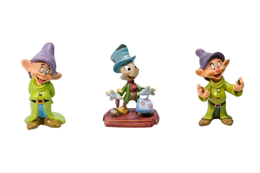 Lot 423: Disney Classics and Collectors Society Porcelain Figurines