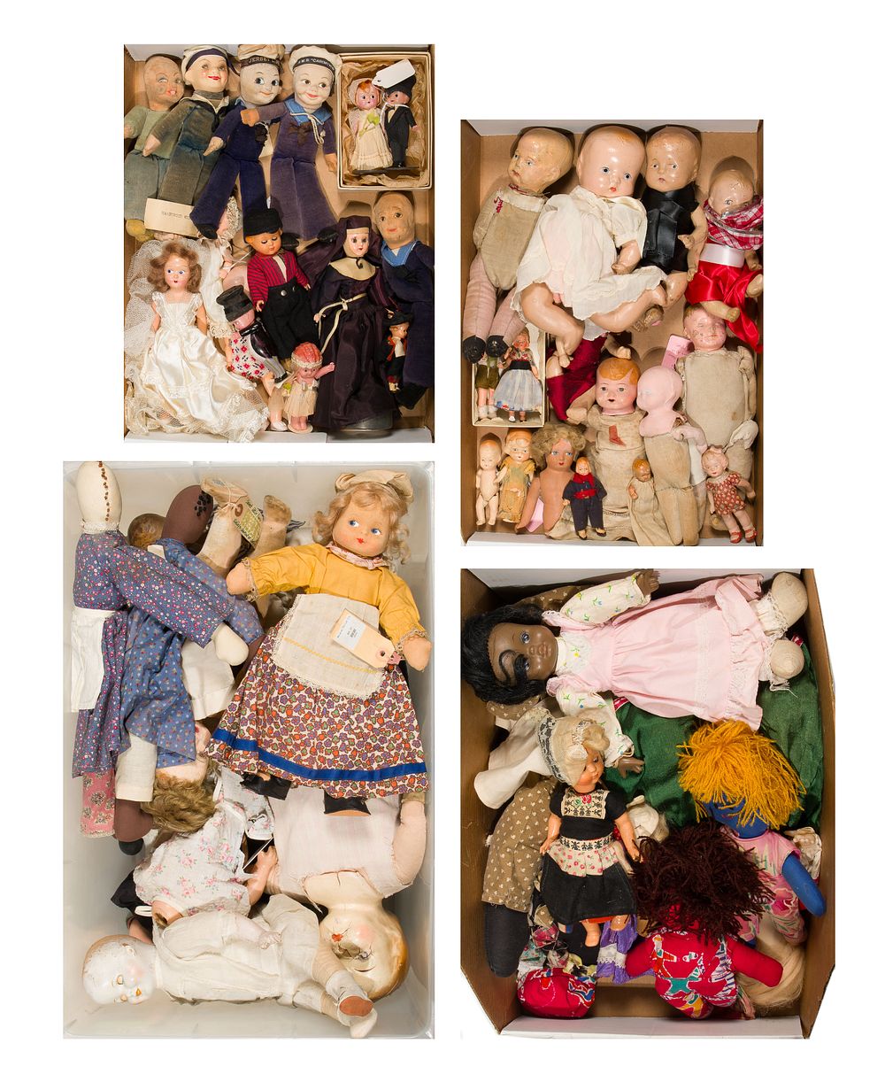 Lot 428: Doll Assortment