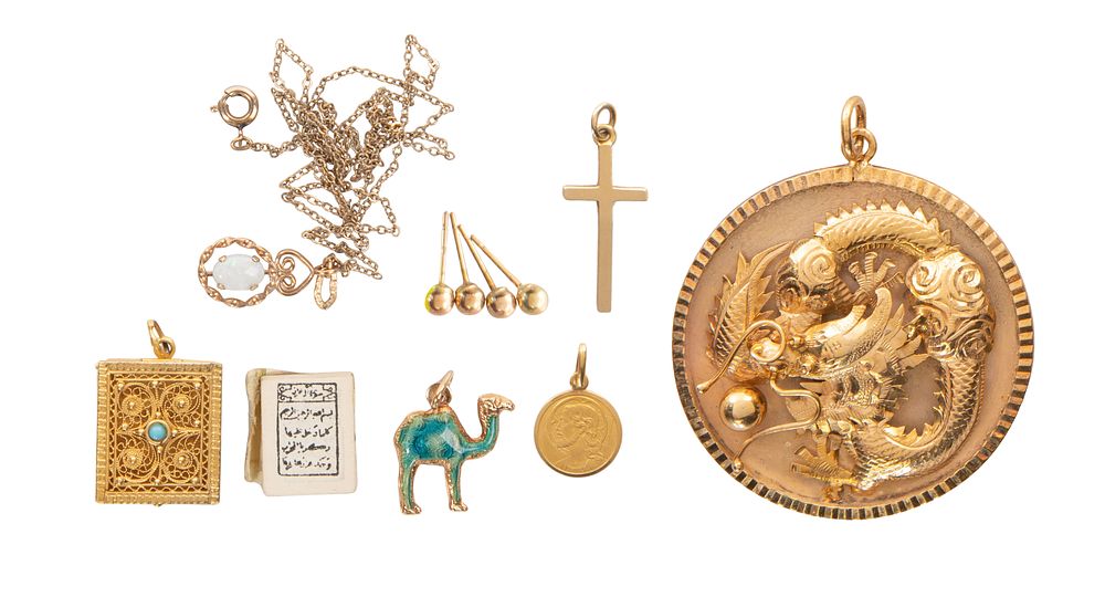 Lot 276: Gold, Sterling Silver and Costume Jewelry Assortment