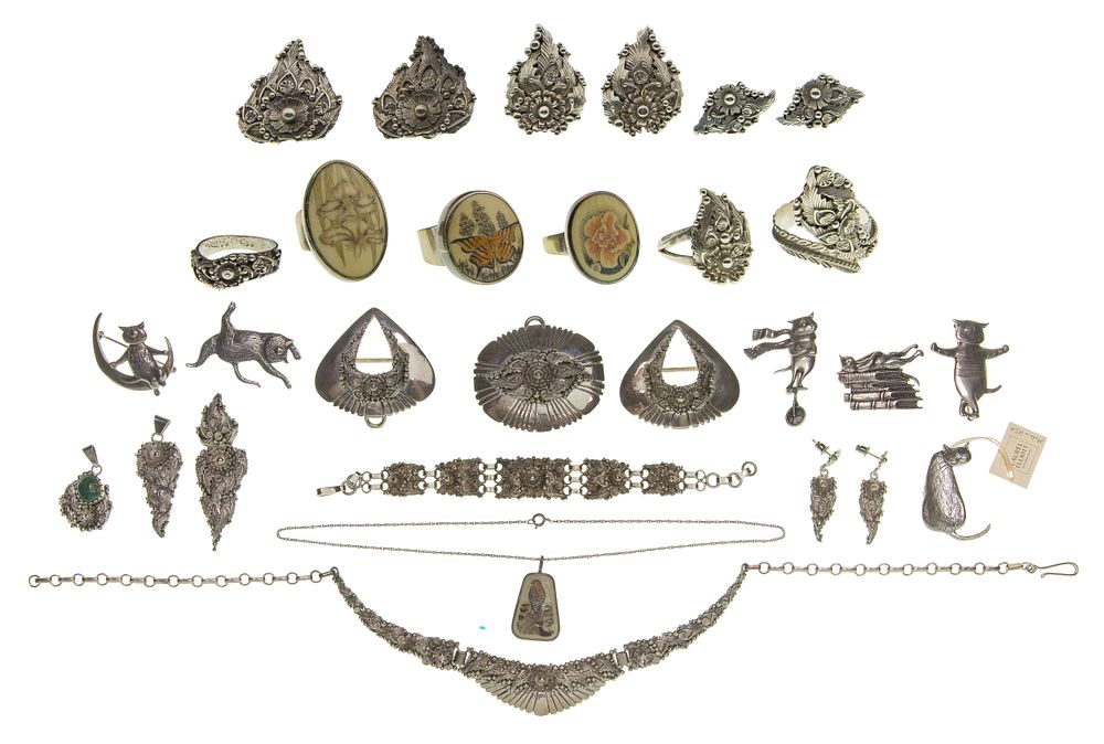 Lot 280: Native American Mel Tsosie Sterling Silver Jewelry Assortment
