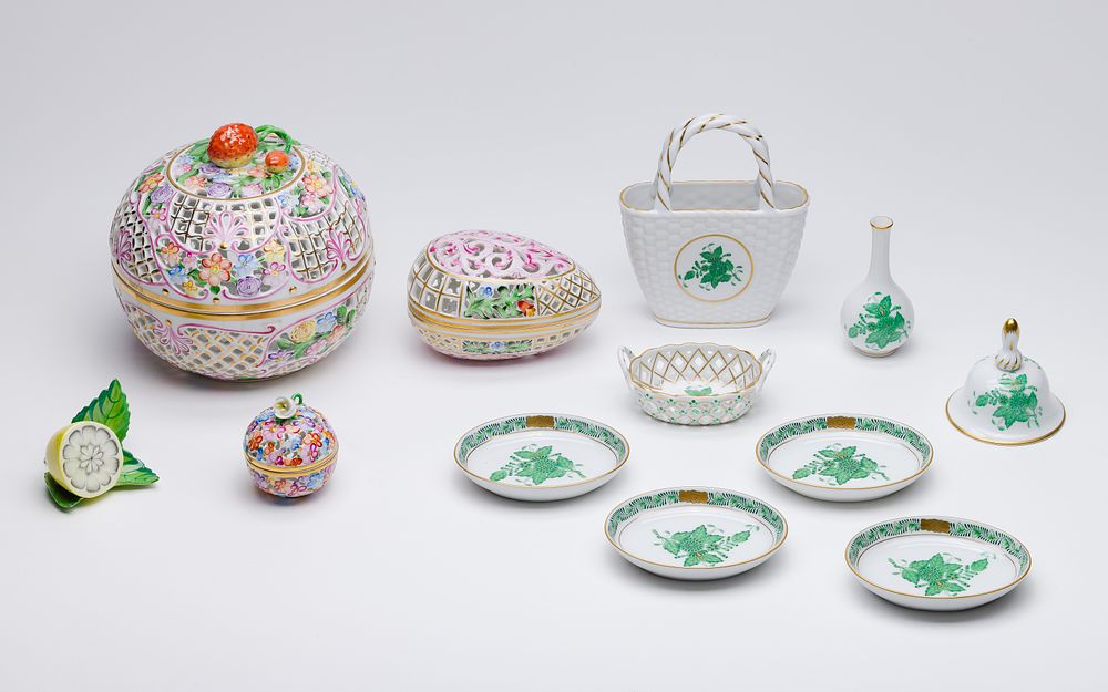 Lot 422: Herend Porcelain Assortment