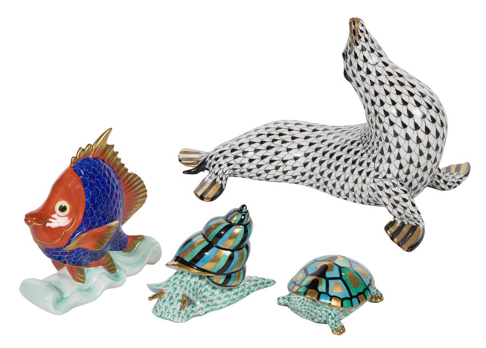 Lot 443: Herend Fishnet Porcelain Figurine Assortment