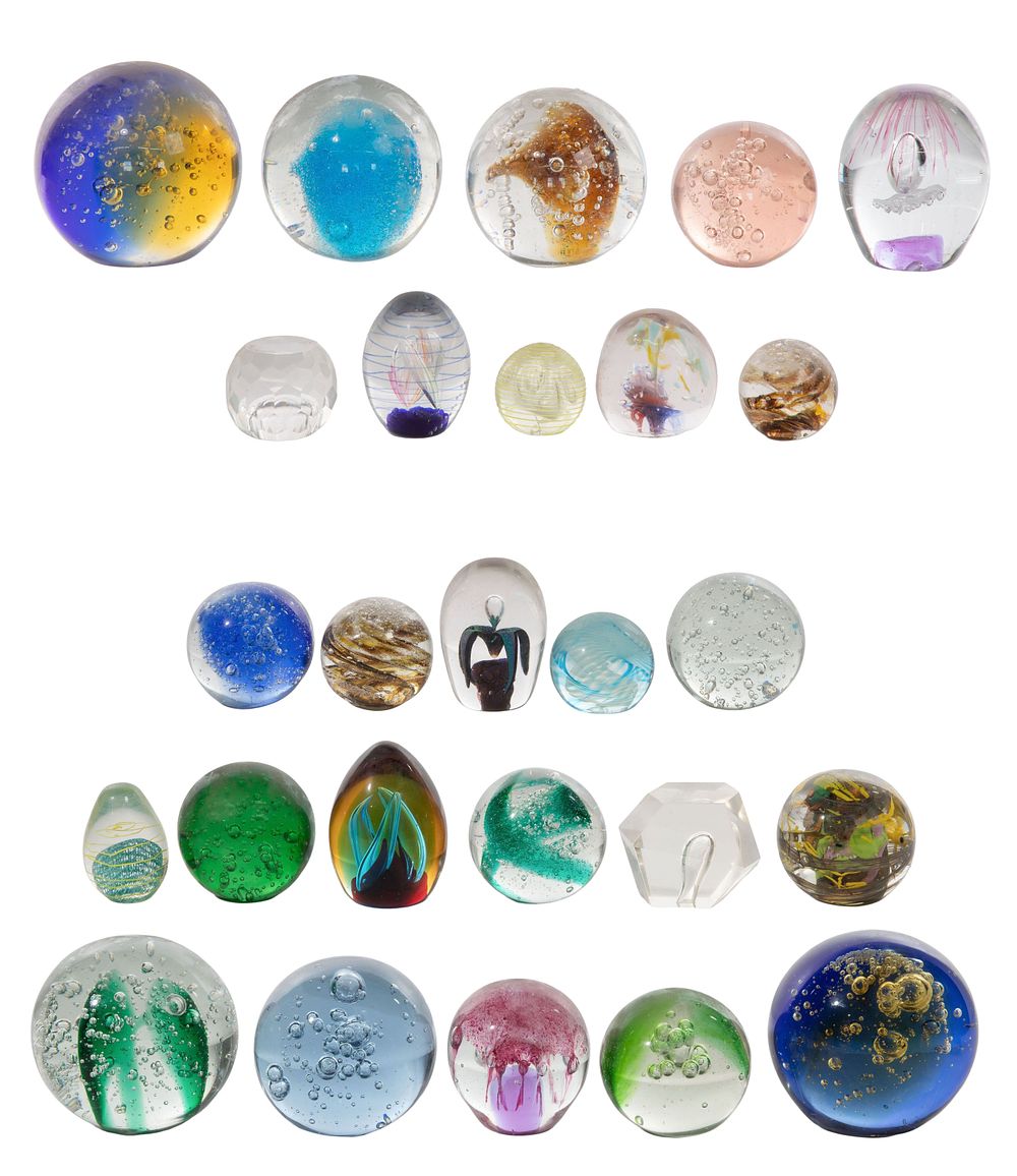Lot 455: Art Glass Paperweight Assortment