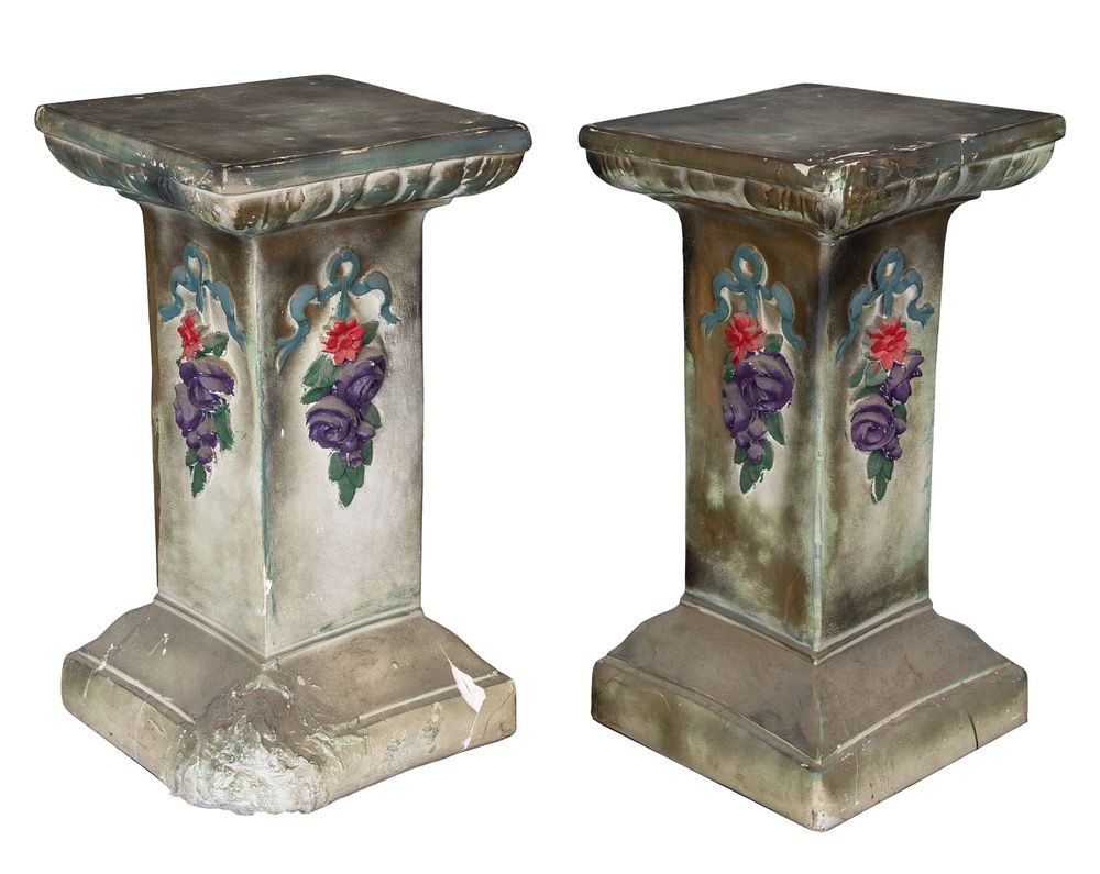 Lot 467: Decorative Pedestals