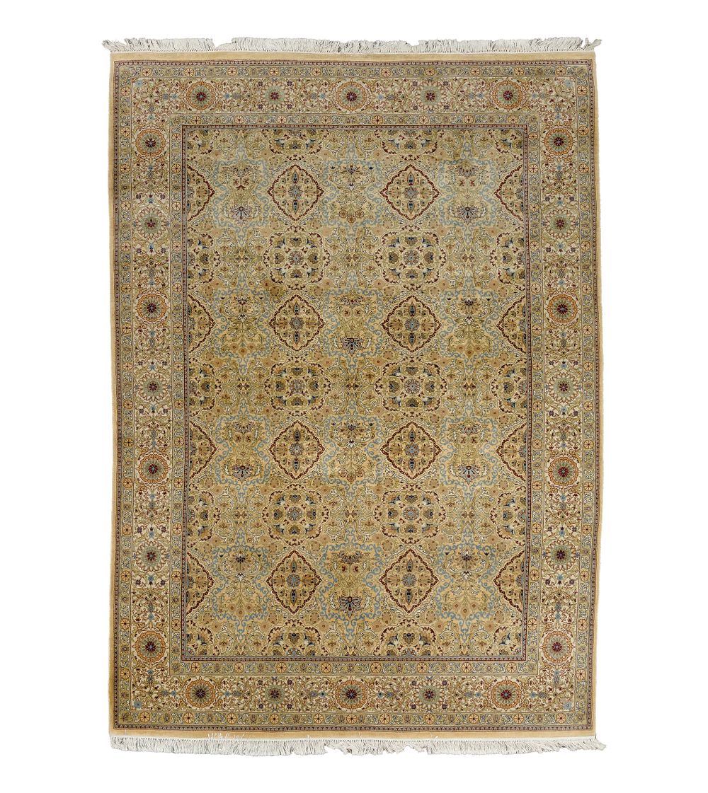 Lot 482: Persian Oushak Wool Rug