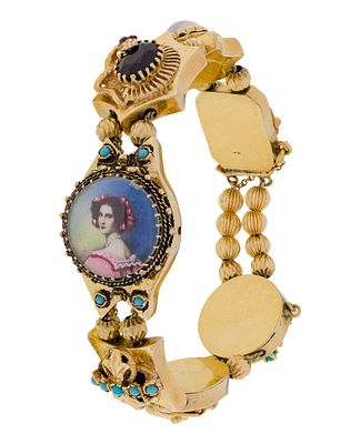 14k Yellow Gold Victorian Style Slide and Locket Bracelet A bracelet having hand-adorned locket 