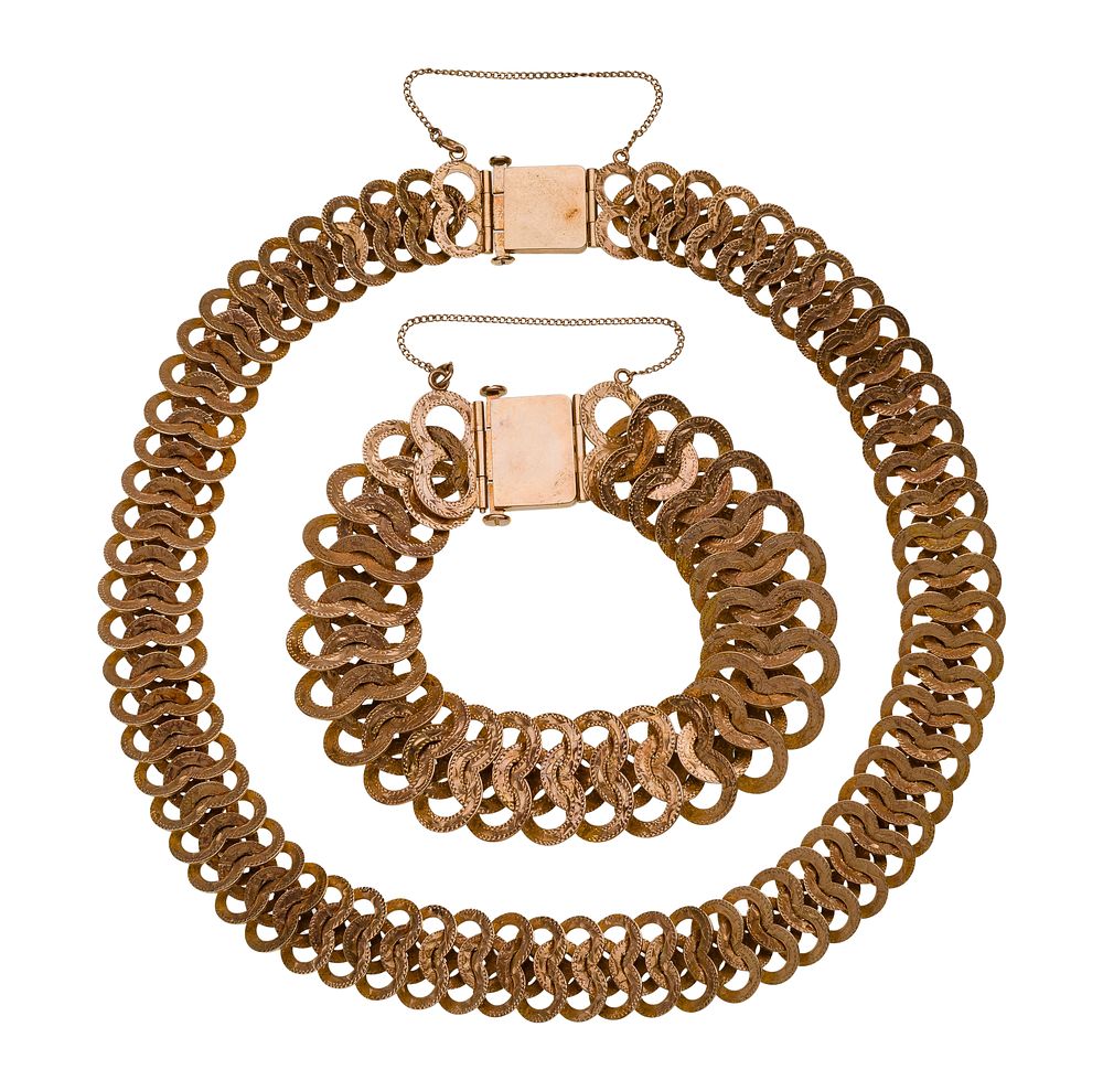 Lot 258: 14k Yellow Gold Necklace and Bracelet Set