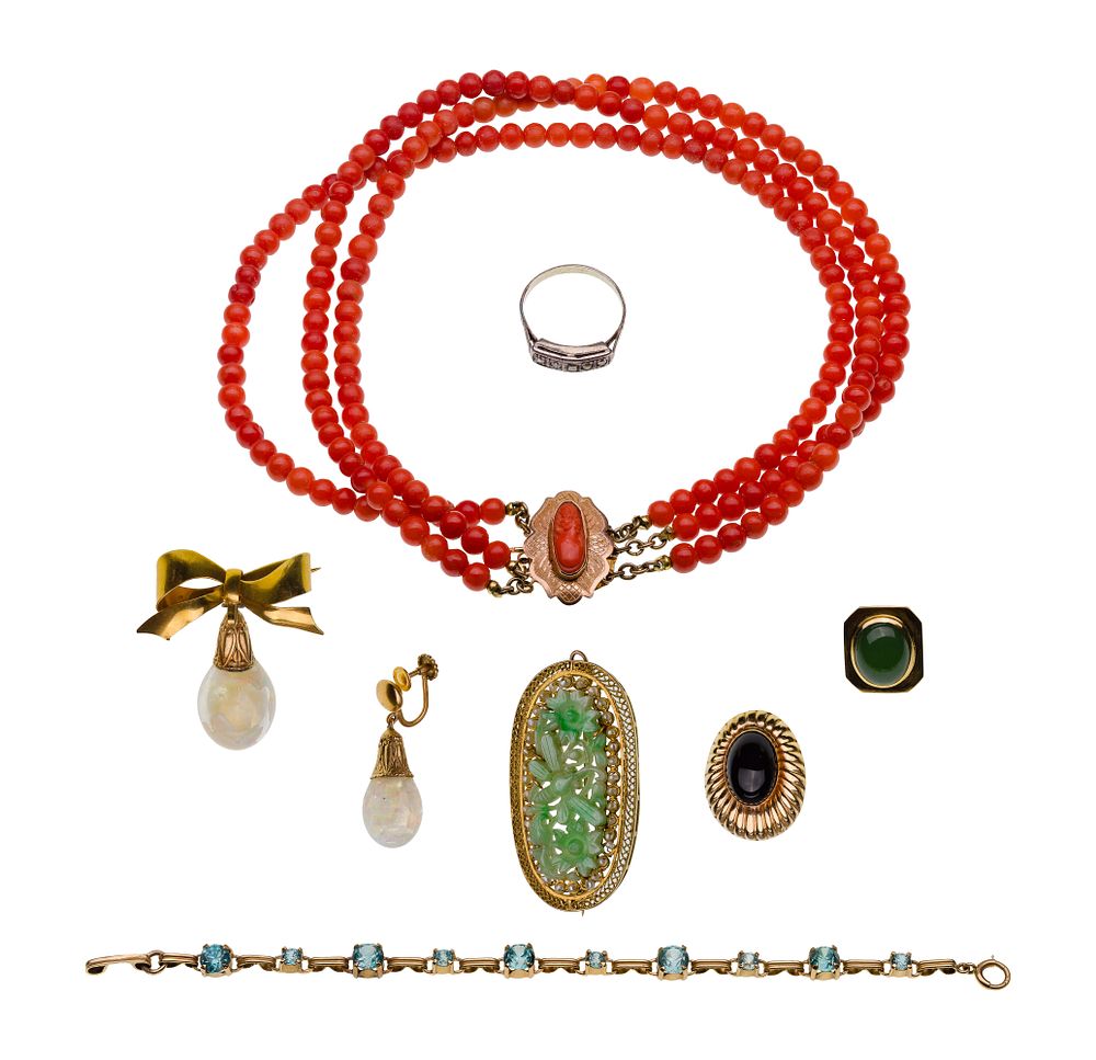 Lot 263: 14k Gold Jewelry Assortment