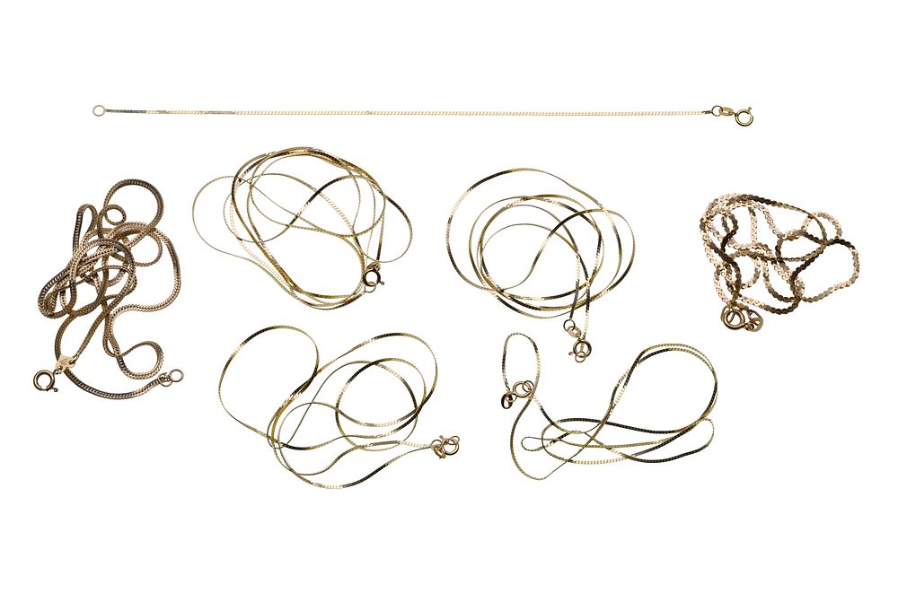 Lot 276: 14k Yellow Gold Necklace and Bracelet Assortment
