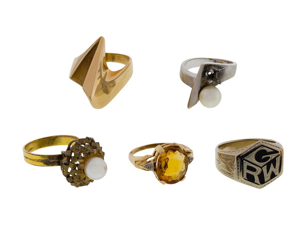 Lot 291: 14k Gold Ring Assortment