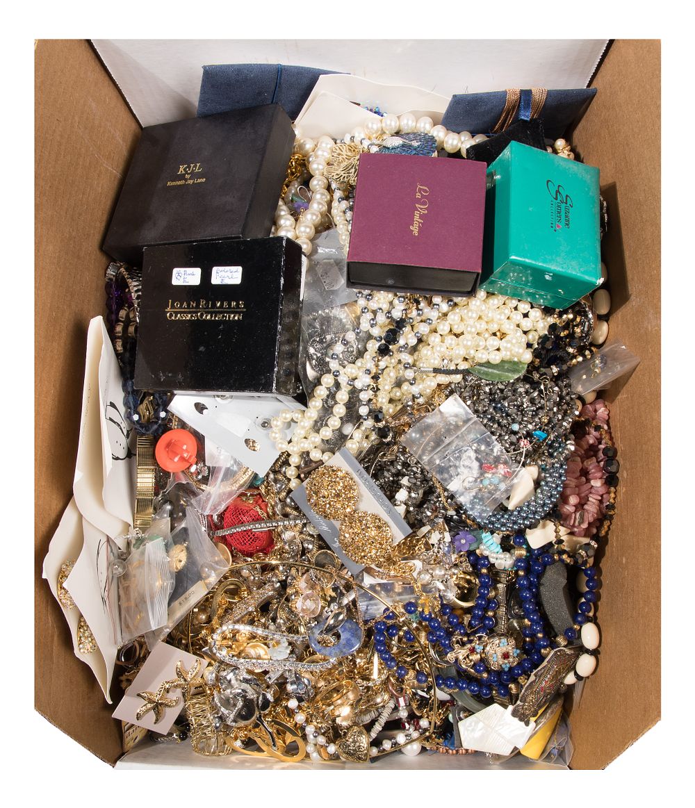 Lot 314: Costume Jewelry Assortment