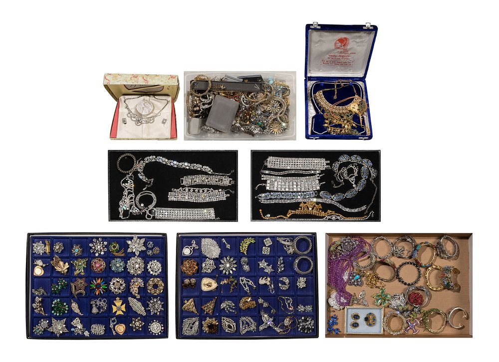 Lot 323: Rhinestone and Crystal Jewelry Assortment