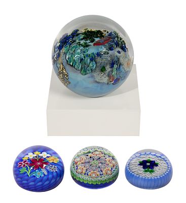 Perthshire - Perthsire and Simpson Roessler Art Glass Paperweight Assortment (4) items including 