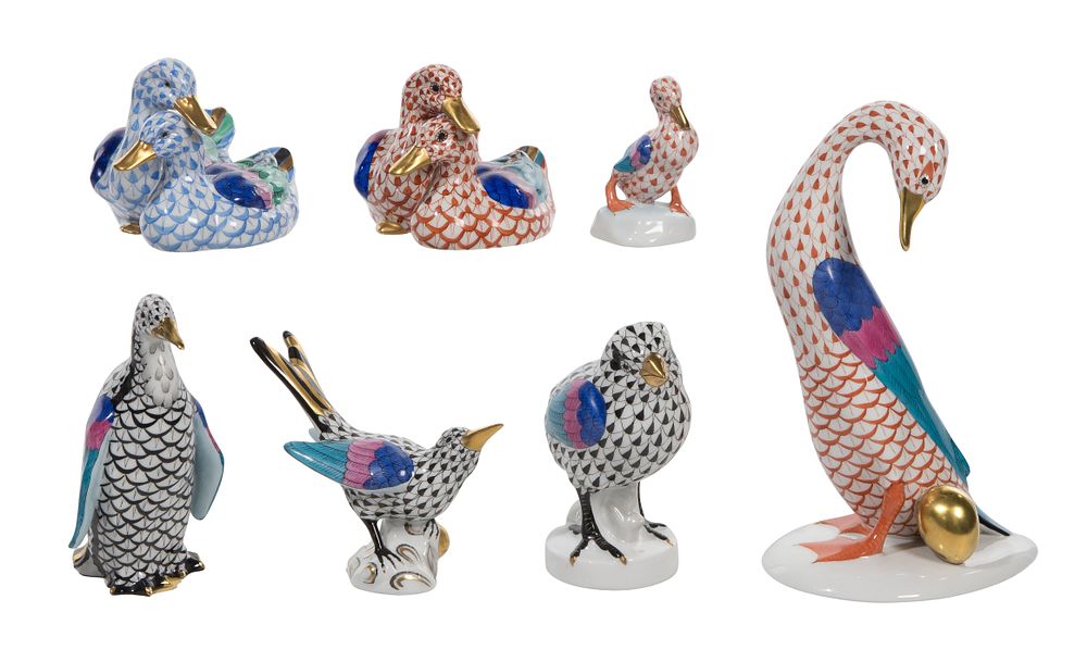 Lot 375: Herend Fishnet Porcelain Bird Figurine Assortment