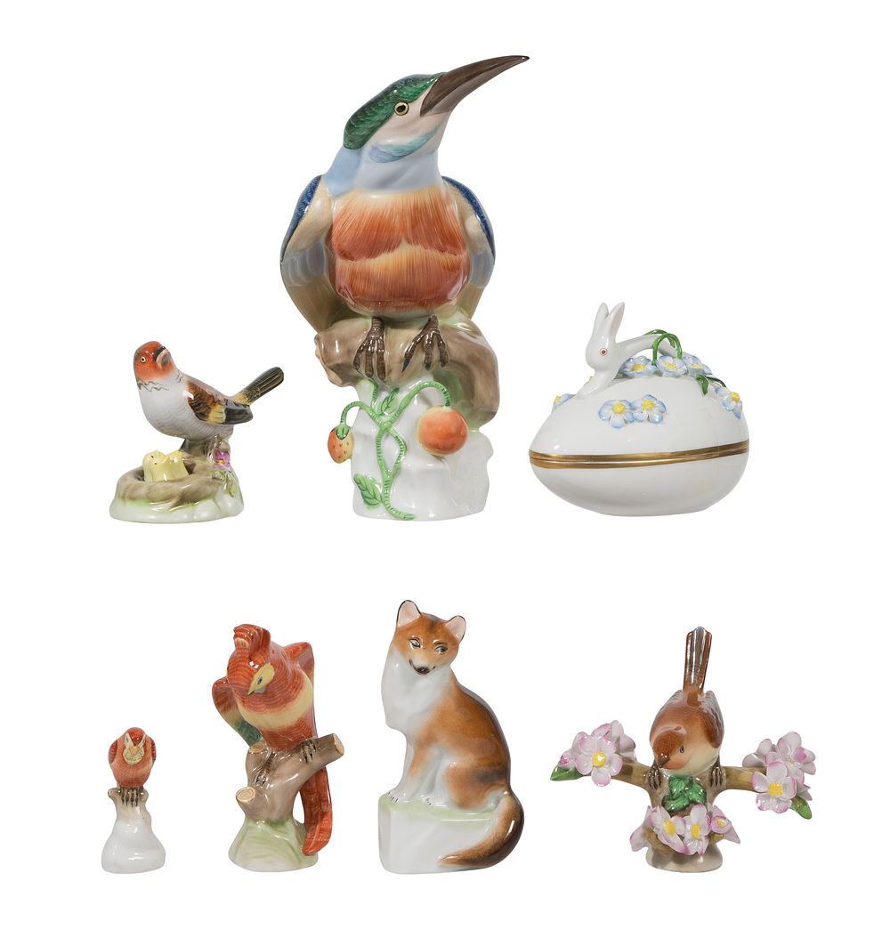 Lot 378: Herend Porcelain Figurine Assortment