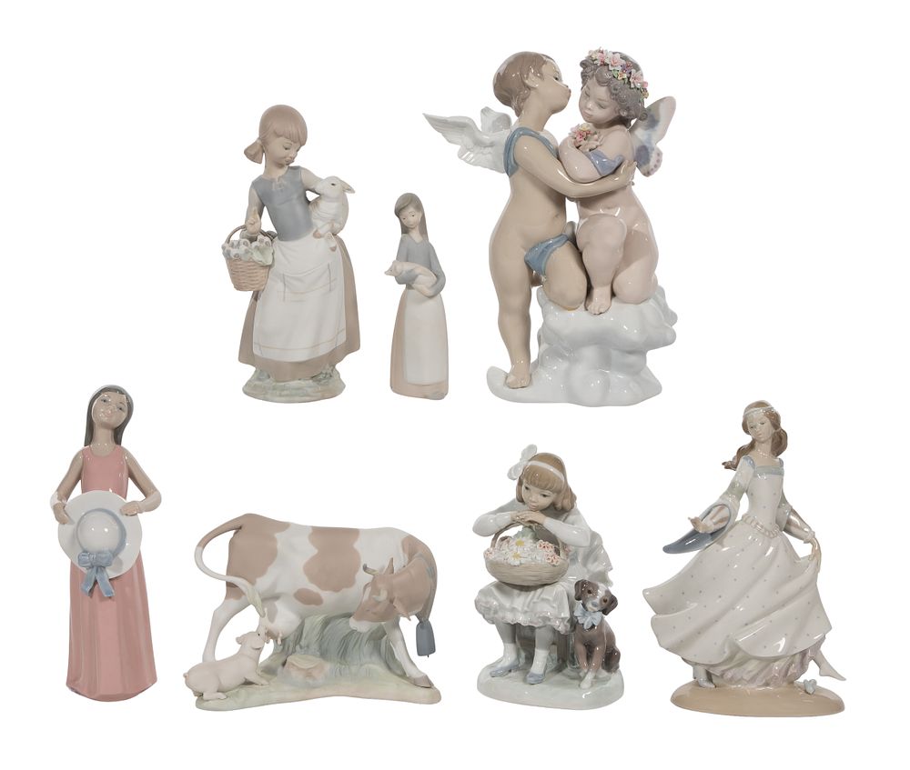 Lot 380: Lladro Porcelain Figurine Assortment