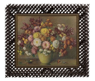 Tramp Art Crown of Thorns Frame 20th century, assembled wood frame, having a floral 