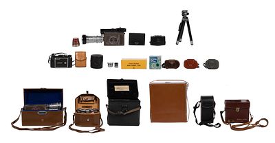 Camera and Accessory Assortment (20) items including a RB Graflex Series B, Bell &amp; Howell 