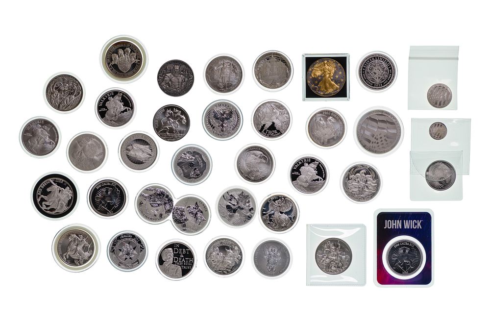 Lot 568: Silver Round Assortment