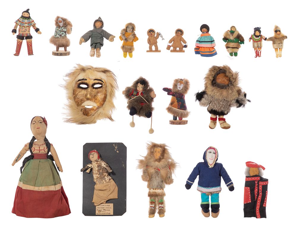 Lot 639: Native American Northwest Coast Doll Assortment