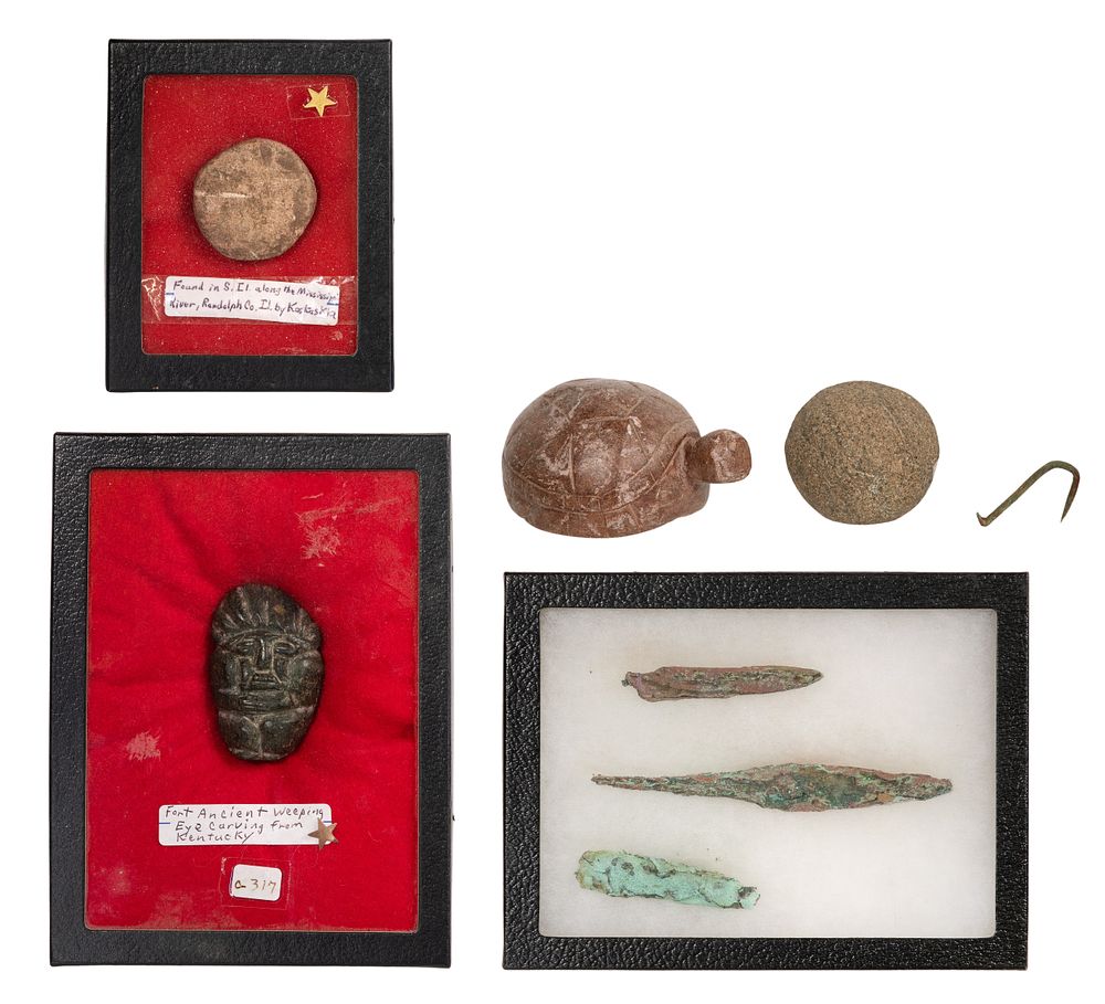Lot 652: Native American Midwestern Artifact Assortment