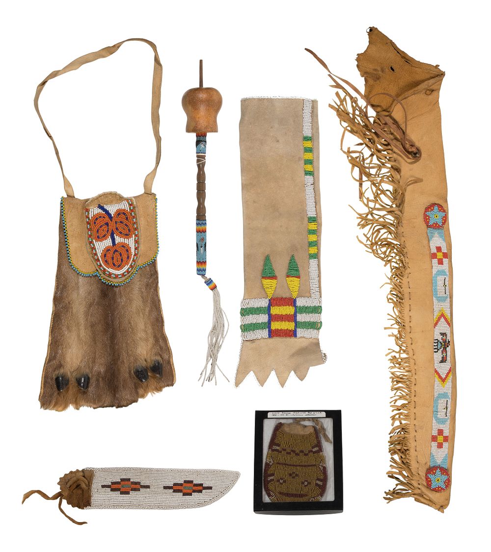 Lot 685: Native American Beaded Object Assortment