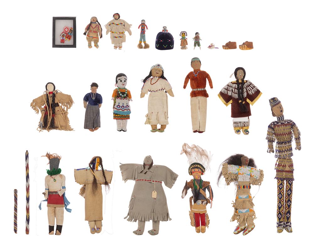 Lot 729: Native American Beaded Doll Assortment