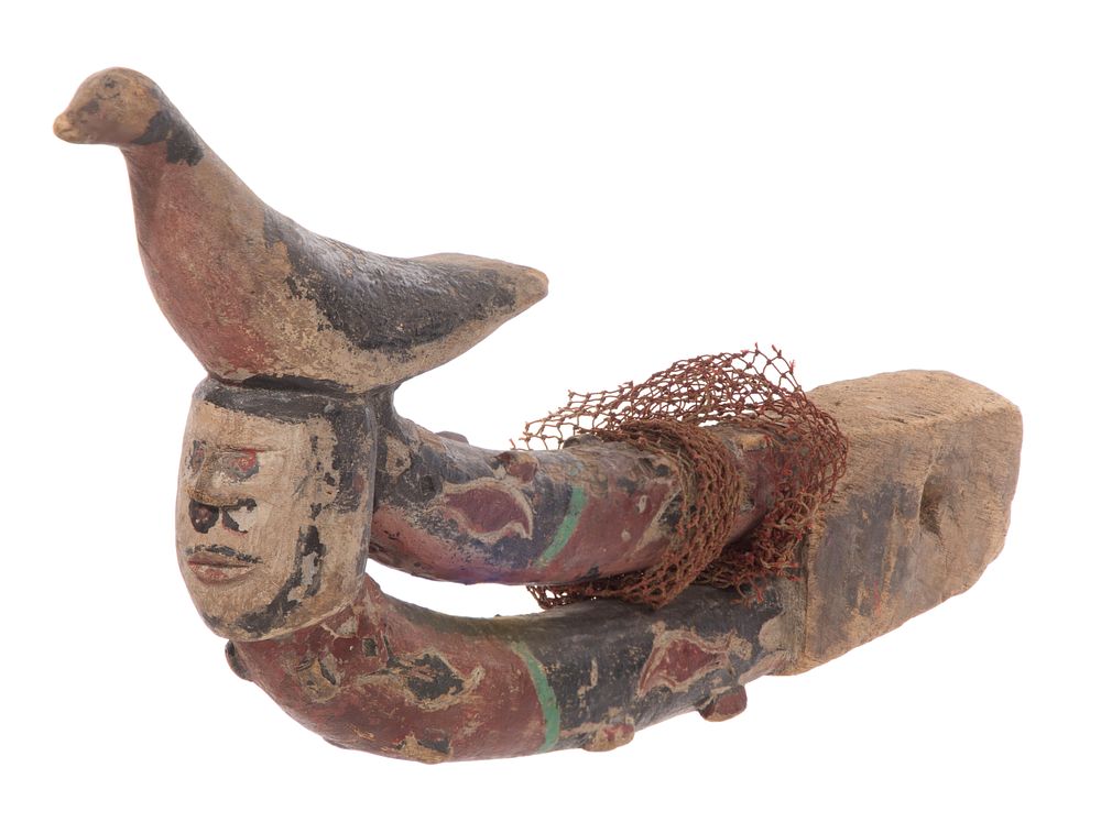 Lot 749: Northwest Coast Wood Bird Effigy