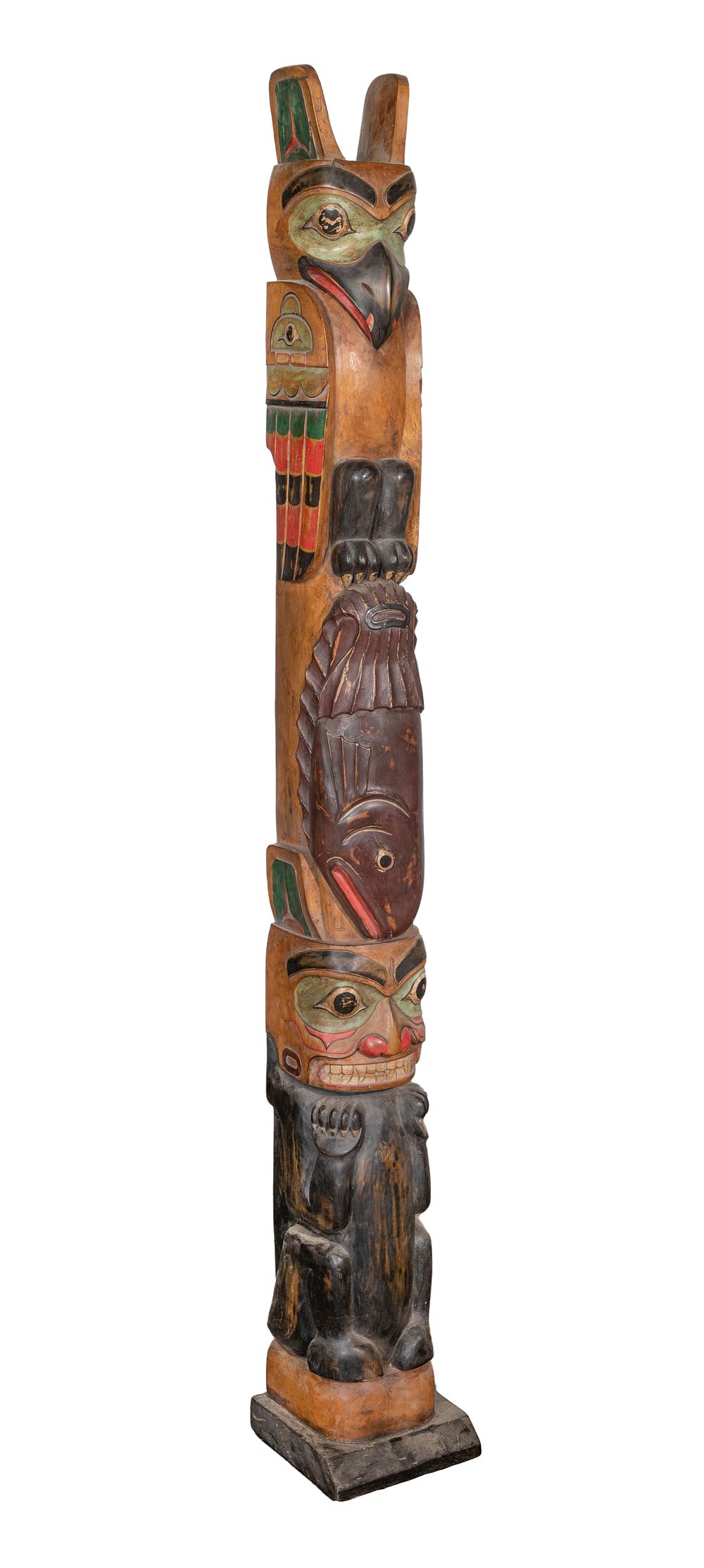 Lot 750: Northwest Coast Totem Pole