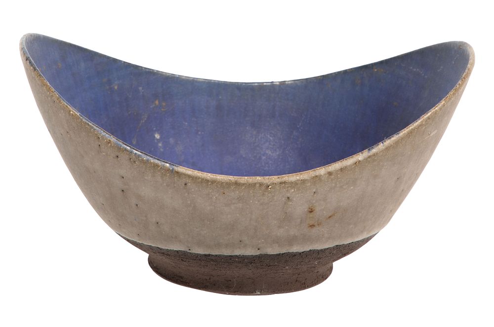 Lot 282: Thomas Toft Danish Pottery Bowl