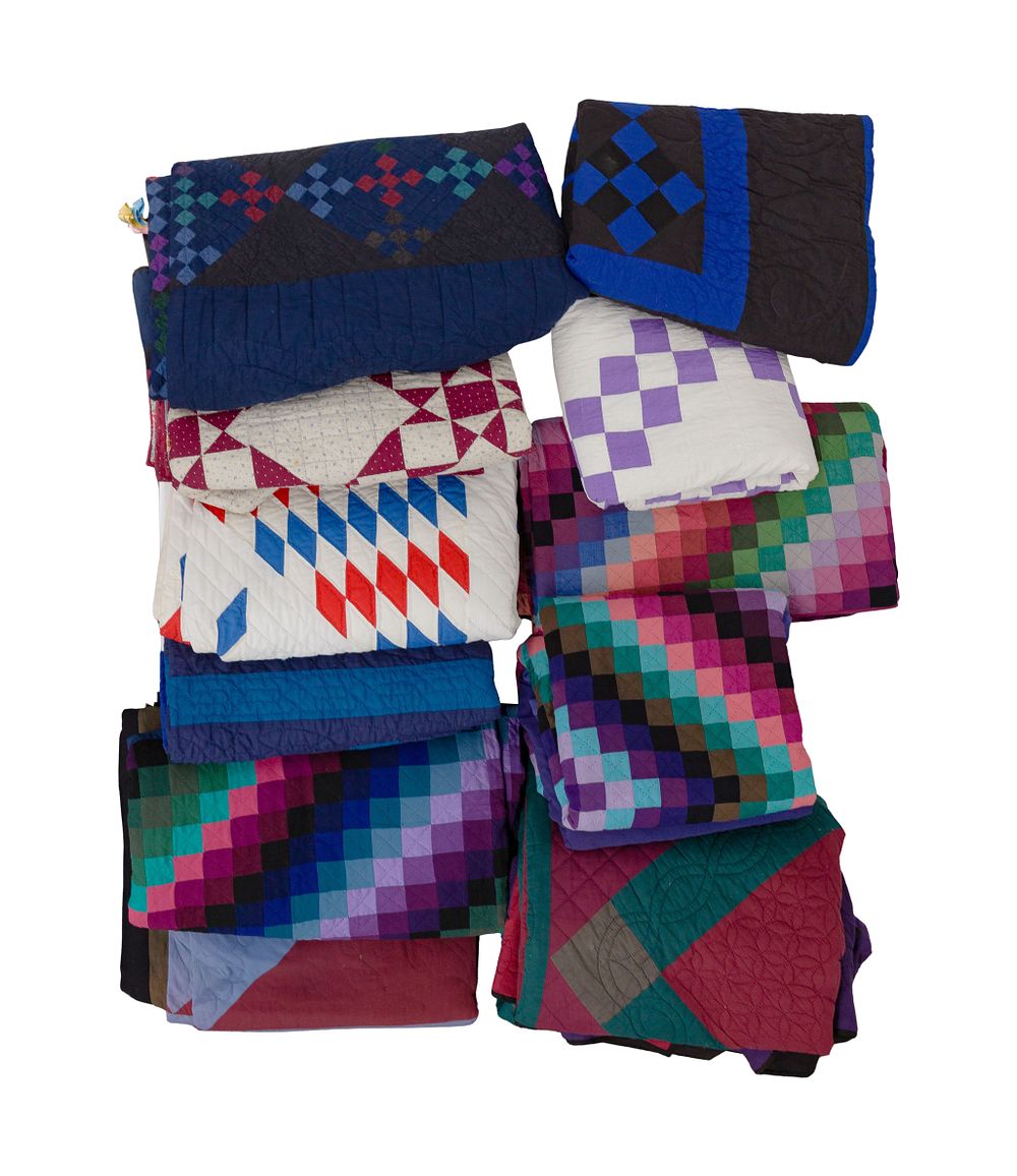 Lot 350: Quilt Assortment