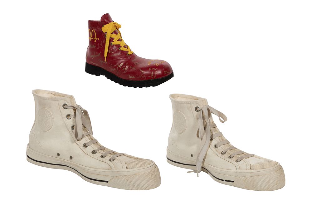 Lot 378: Advertising Shoe Assortment