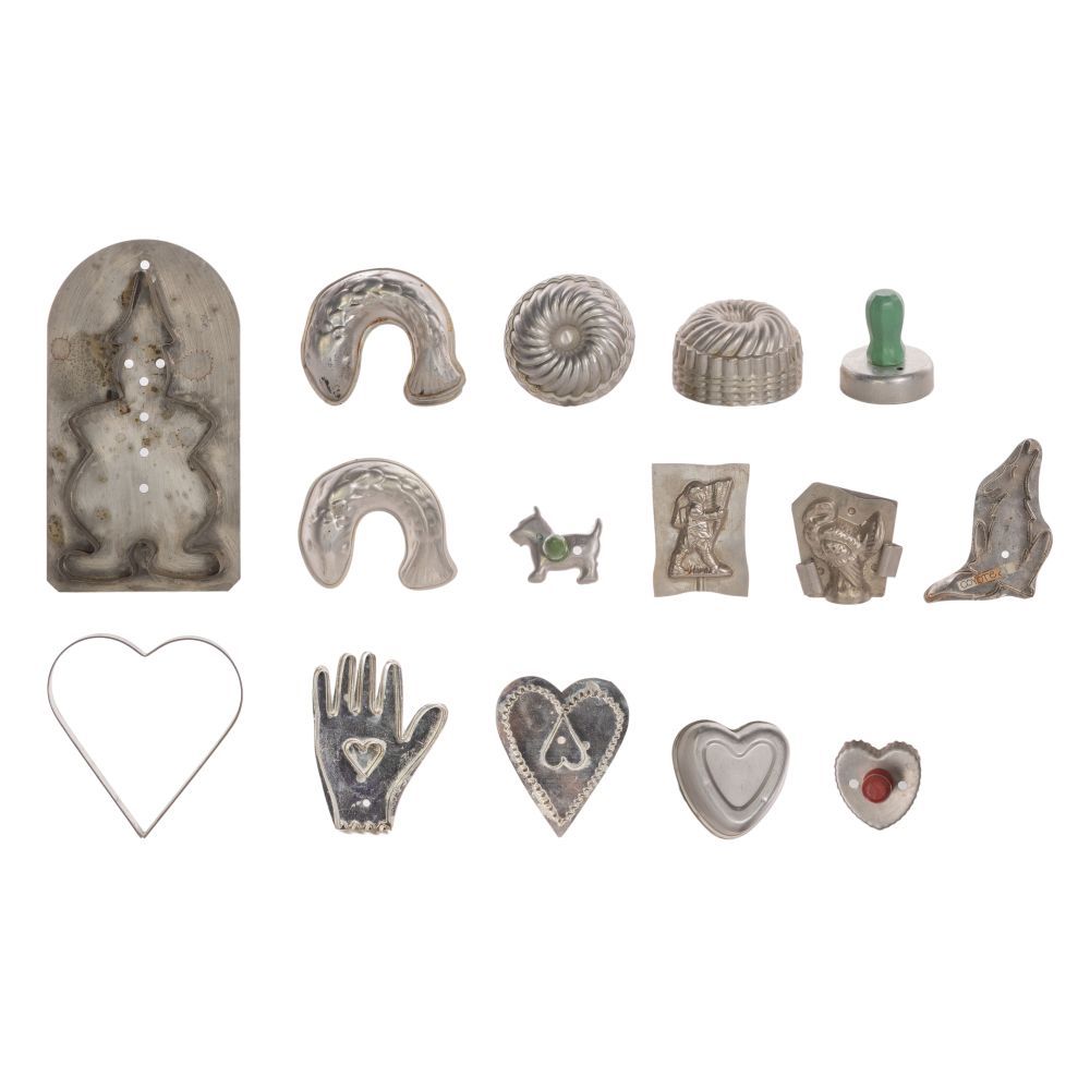 Lot 533: Cookie Cutter and Mold Assortment