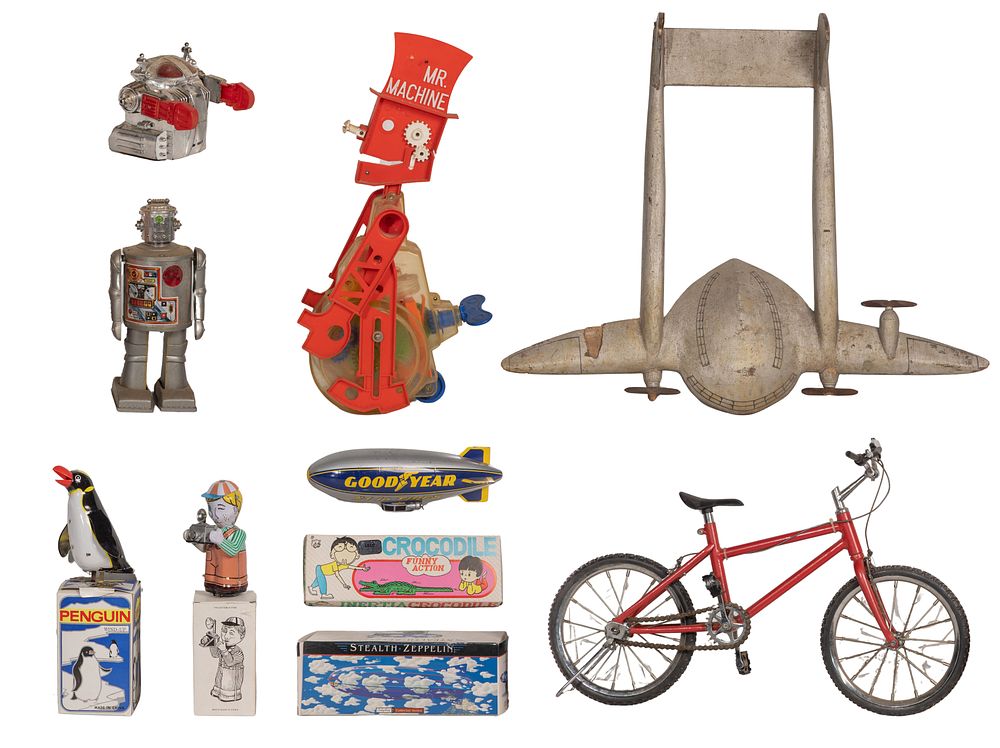 Lot 554: Toy Assortment