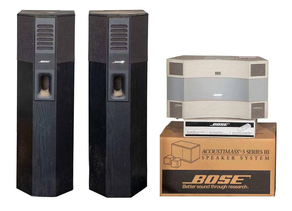 Lot 561: Bose Stereo Equipment Assortment