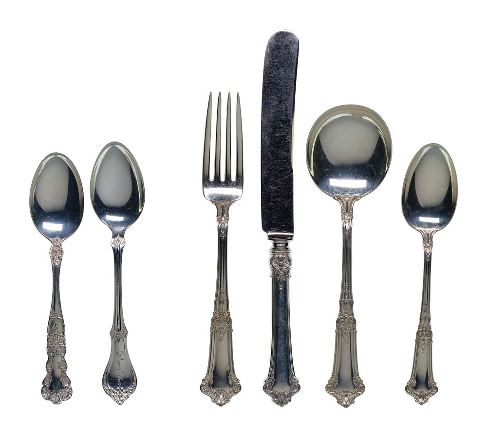 Lot 273: Sterling Silver Flatware Assortment