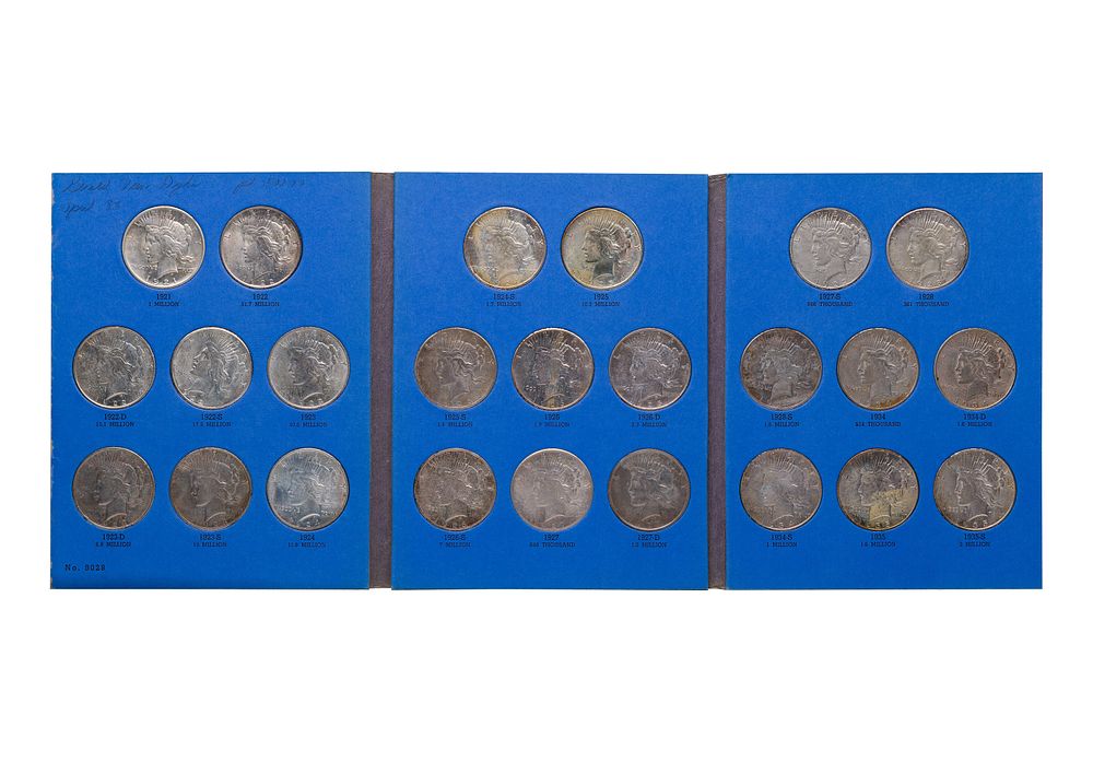 Lot 327: Peace Dollar Complete Set
