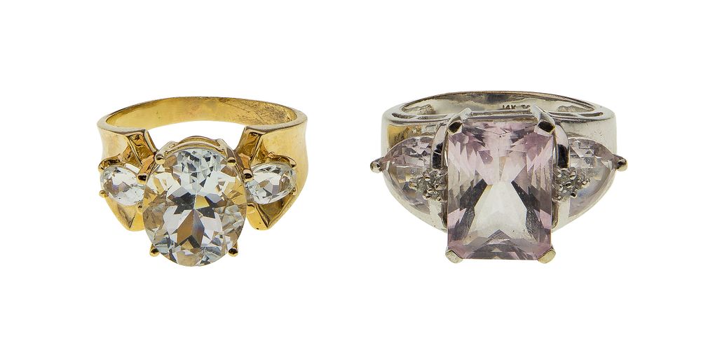 Lot 253: 14k Gold and Gemstone Rings