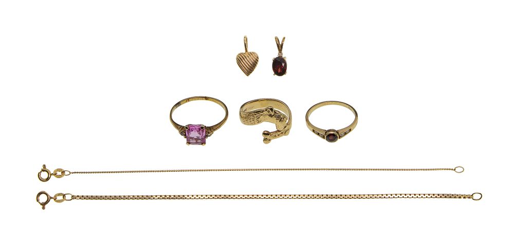 Lot 271: 14k and 10k Yellow Gold Jewelry Assortment