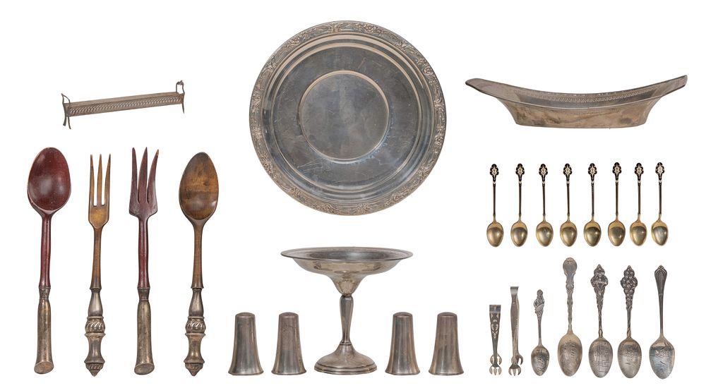 Lot 335: Sterling Silver Object Assortment