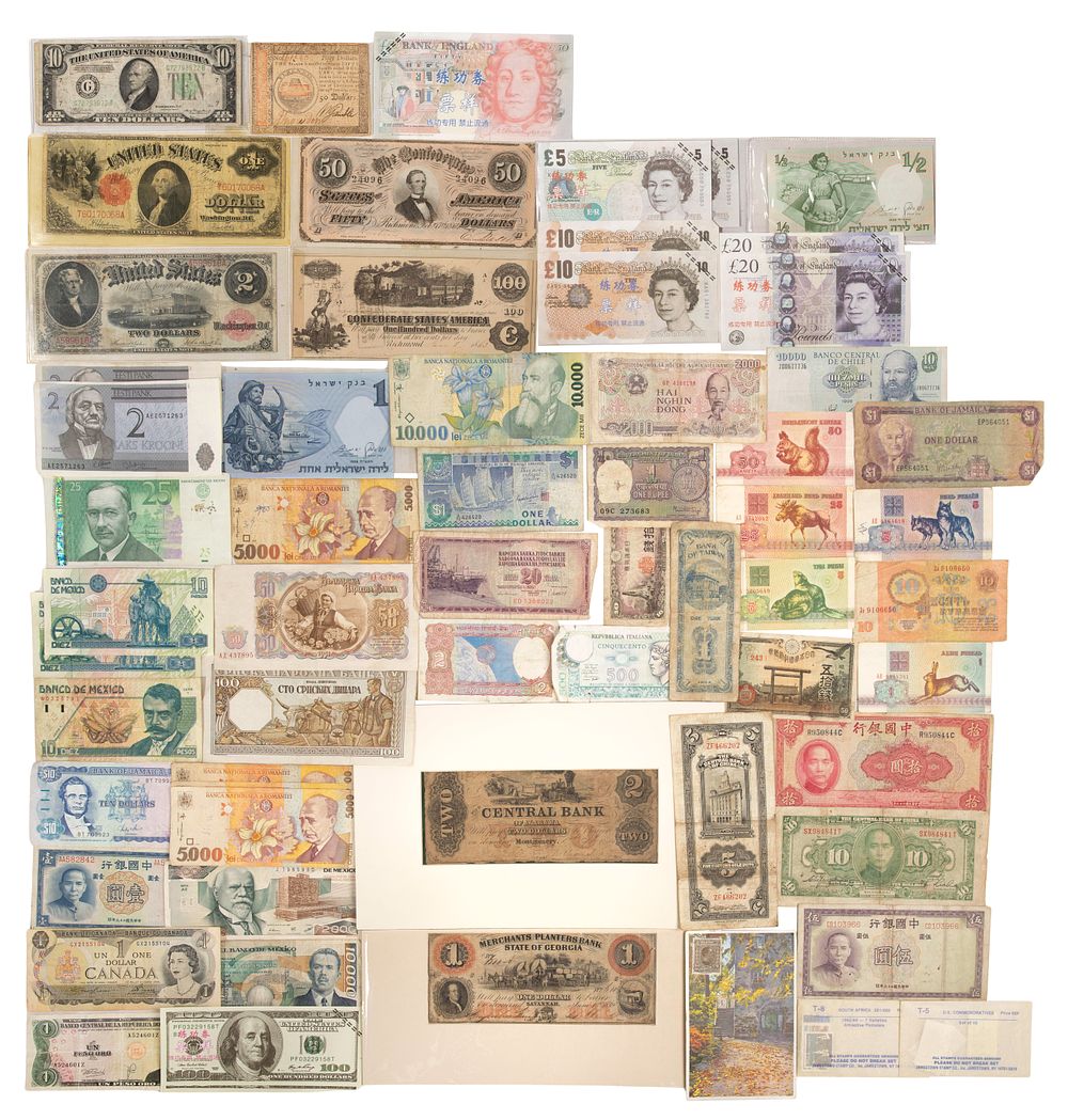Lot 431: US and World Currency Assortment
