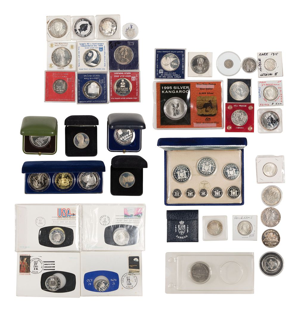 Lot 435: World: Silver Coins Assortment