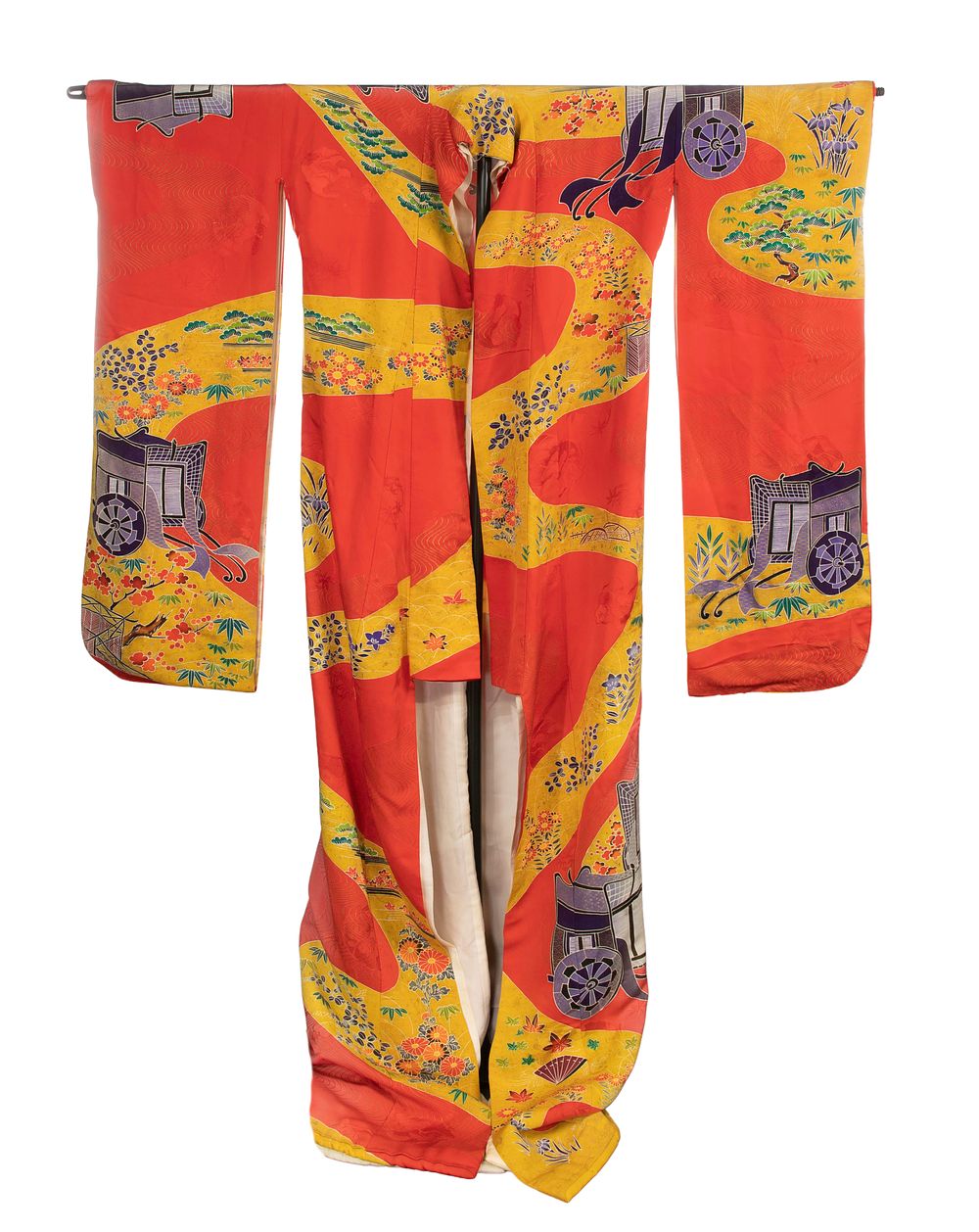 Lot 444: Japanese Uchikake Wedding Kimono