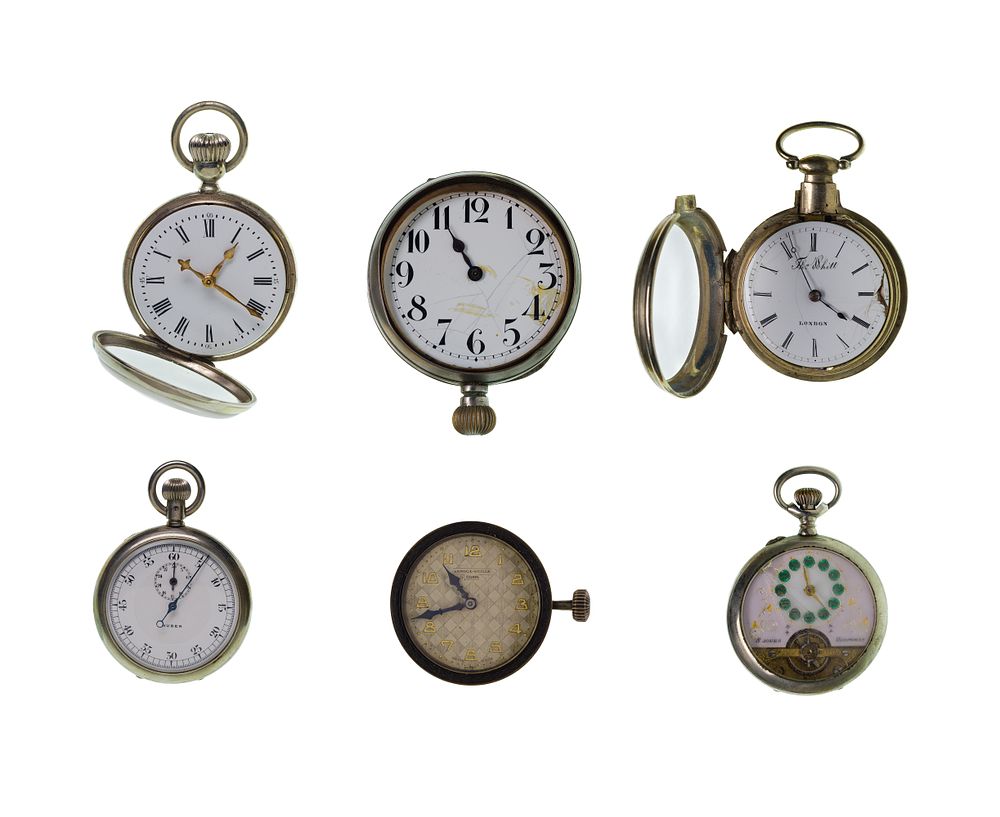 Lot 535: Pocket, Automobile and Stop Watch Assortment