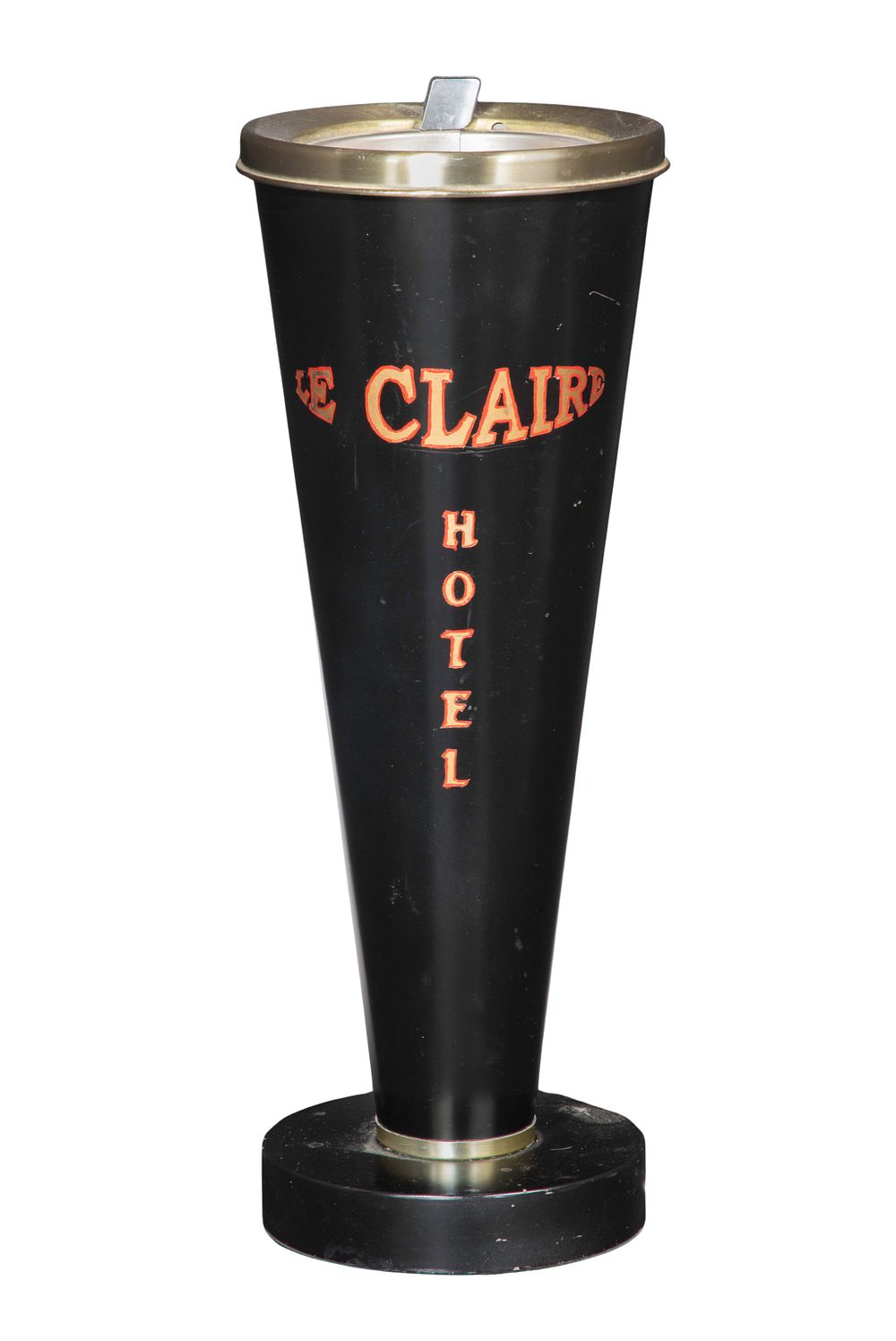 Lot 252: Le Claire Hotel Smokador Ashtray