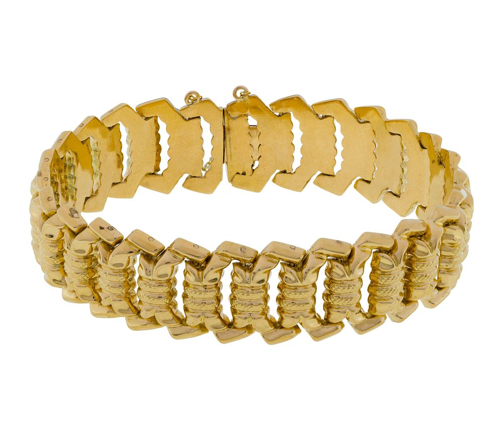 Lot 326: 18k Yellow Gold Bracelet