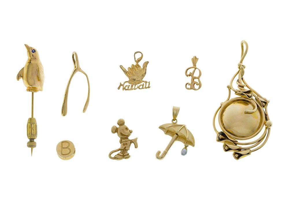 Lot 363: 14k Yellow Gold Jewelry Assortment